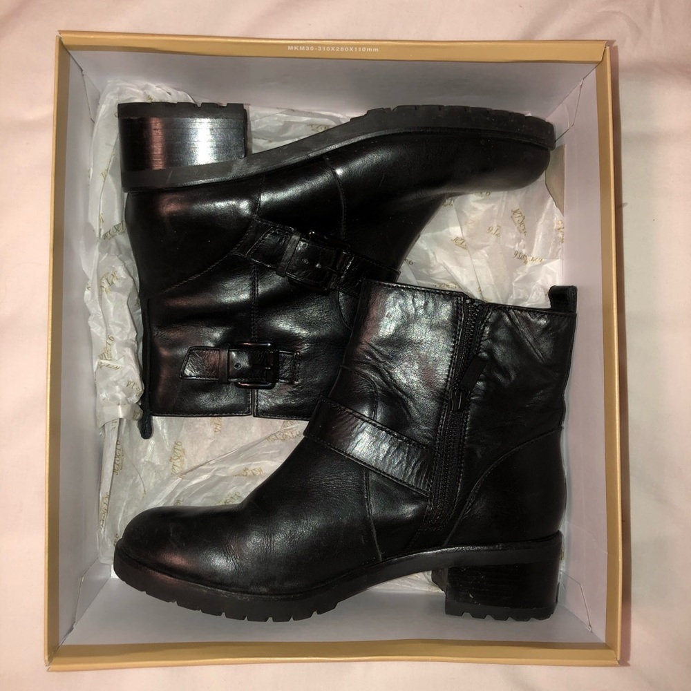 Michael Kors Jet Set Booties